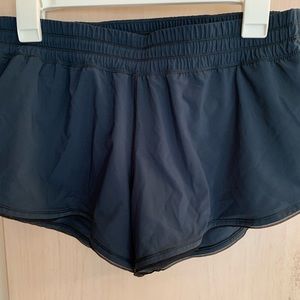 NWOT Lululemon Find Your Pace Short 3”
